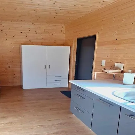 Holiday home Homes Very Close To The Beach, Ch Opy