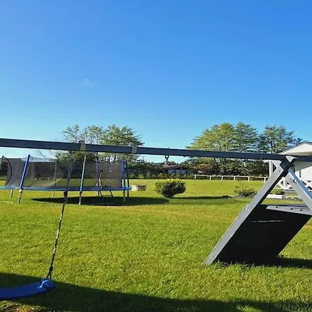 Comfortable Homes Close To The Chłopy